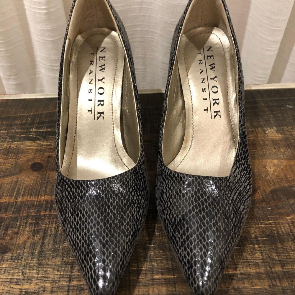 New York Transit heels in size 7